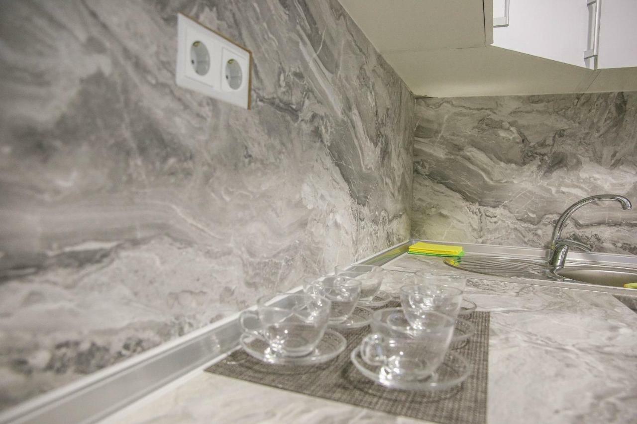 Lovely Apartment Omar Sarajevo Exterior photo